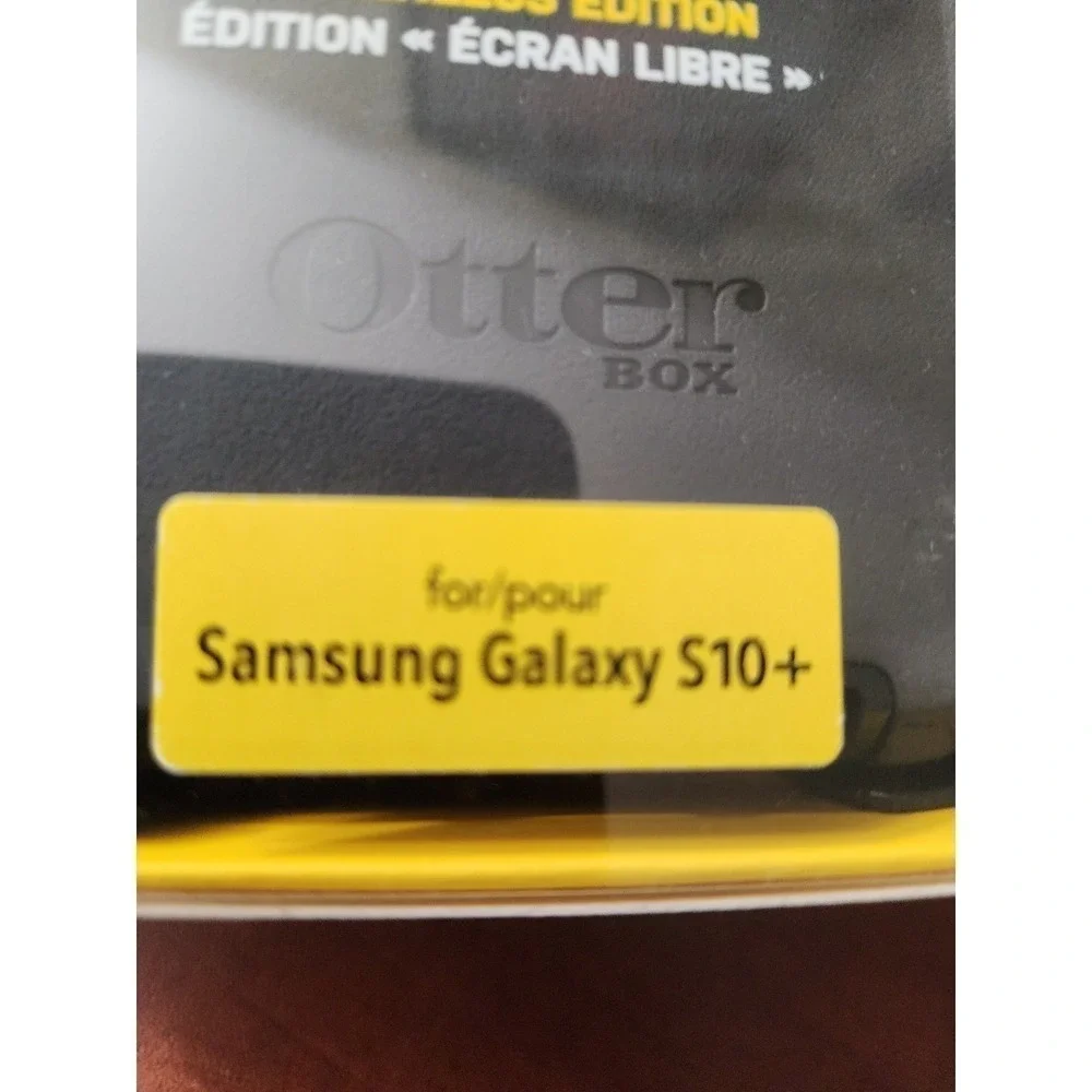 New OtterBox Defender Series  for Samsung Galaxy S10 plus   77-61411 Screenless